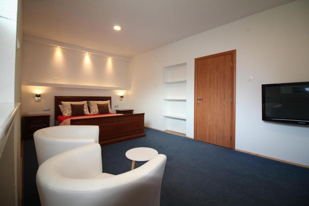 Apartment City Centre Free Parking 1&2 Floor Makarska Exterior photo